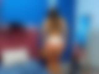 AngelaReidd's Live Sex Cam Show