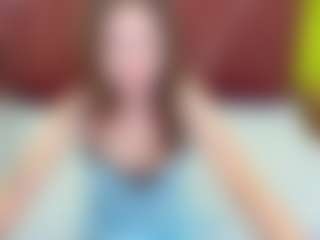Live cam show with AylinHermosa - Brown Hair Petite on WildCum