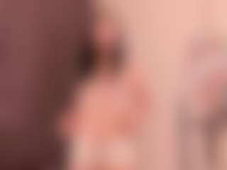 CharlaDemeoのライブセックスチャットショー