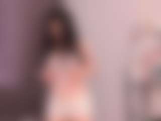 Live cam show with CharlaDemeo - Body Massage on Camiplay Live