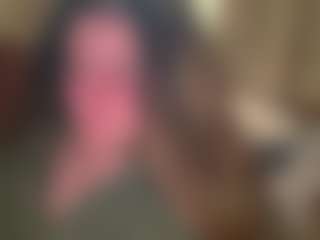 Live cam show with NedaGaunce - Brown Hair on StripNow