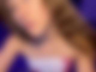 Spettacolo in cam dal vivo con LeonorLangsam - New Big Ass su Camsoda
