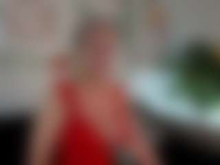 Live cam show with Lizi-Emberly - New Young Adult on Camsoda