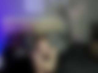 Lizi-Emberly's Live Sex Cam Show