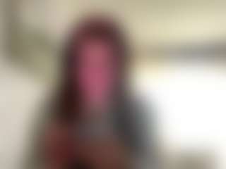 Live cam show with MagaretConliffe - Brown Hair Petite on Camsoda