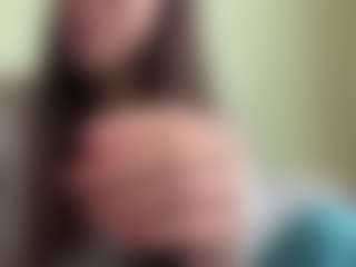 Live cam show with MagaretConliffe - Brown Hair Petite on Camsoda