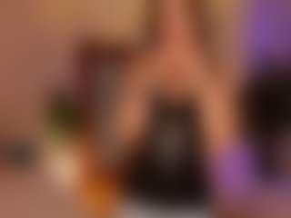AnhCicerchia's Live Sex Cam Show