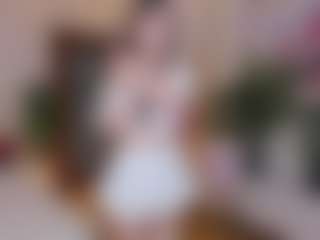 AnhCicerchia's Live Sex Cam Show