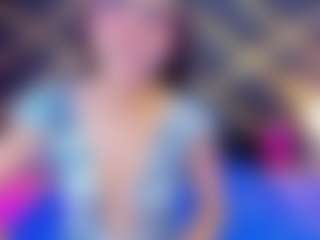 Live cam show with MelodySkylar - Bikini on liverealitysex.com