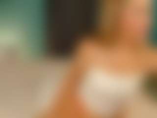 Evange1na's Live Sex Cam Show