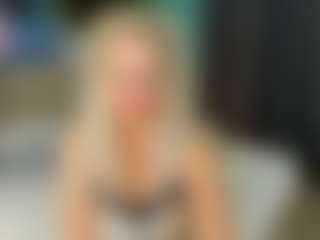 Live cam show with Tammy-Mills - New Foot Fetish on WildCum