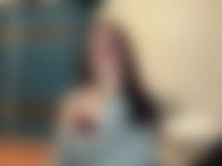 DeeannVrazel's Live Sex Cam Show