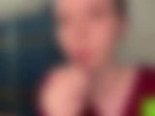 Spettacolo in cam dal vivo con DeeannVrazel - Red Hair Lush su Camsoda