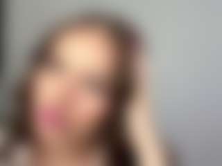 Live cam show with MarinDuffany - Facial Piercings on livesuperchat.net