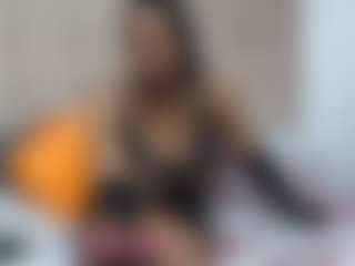 Live cam show with MelBelleTinder - Moaning on Camsoda