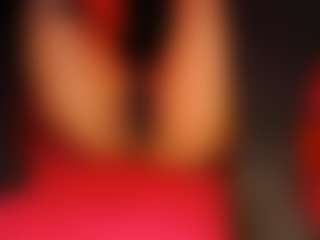 Live cam show with Reghina - New Sexwebcam on xDating