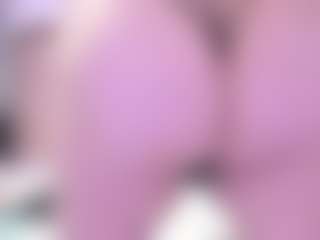 Spettacolo in cam dal vivo con Cris Desire - New Big Ass su Camsoda