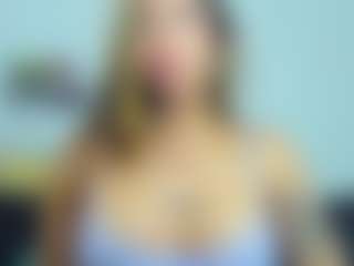 Live cam show with AgataOwens - College Brown Hair on Camsoda