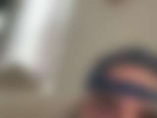 junior81Transcription's Live Sex Cam Show