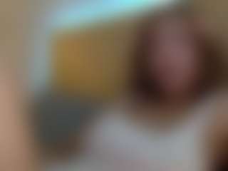 Live cam show with Siennapop - Blonde Hair on WildCum
