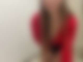 Live cam show with AmberlyKurt - Shredded on Milfs Live