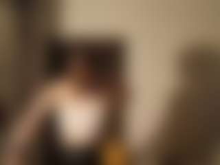 Live cam show with Marry - Dildo Or Vibrator Granny on TeamSkeetLive