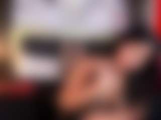 Emma-18's Live Sex Cam Show