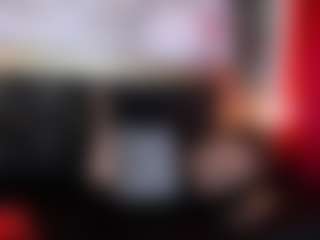 Emma-18's Live Sex Cam Show