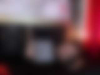 Emma-18's Live Sex Cam Show