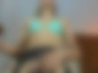 isabella-saaenz's Live Sex Cam Show
