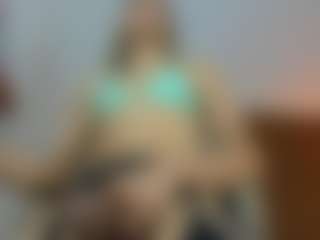 isabella-saaenz's Live Sex Cam Show
