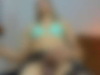 isabella-saaenz's Live Sex Cam Show