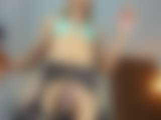 isabella-saaenz's Live Sex Cam Show