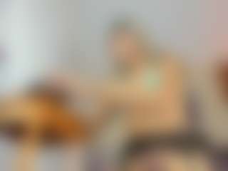 isabella-saaenz's Live Sex Cam Show