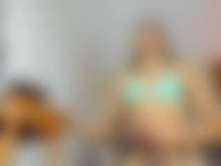 isabella-saaenz's Live Sex Cam Show