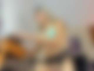 isabella-saaenz's Live Sex Cam Show