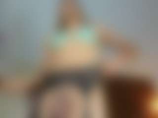 isabella-saaenz's Live Sex Cam Show