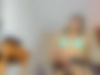 isabella-saaenz's Live Sex Cam Show