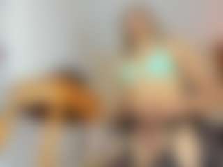 isabella-saaenz's Live Sex Cam Show