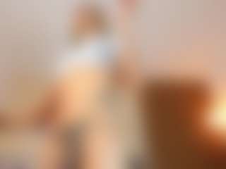 isabella-saaenz's Live Sex Cam Show