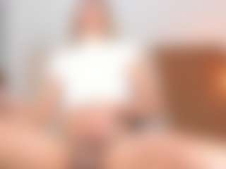 Live cam show with isabella-saaenz - Orgasm on Dare Cams