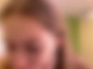 Live cam show with MadalineEngleson - Blowjob on xxxlivecams.org