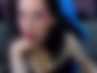RoxxeMilf's Live Sex Cam Show