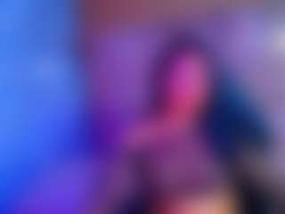 Live cam show with Valentina-r1 - Squirt on Camsoda