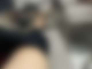 ac7396613's Live Sex Cam Show