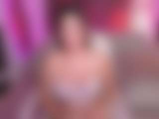 Live cam show with Ellen Daniels - Blowjob on SinfulBabes