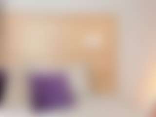ateneaalux's Live Sex Cam Show