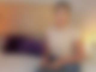ateneaalux's Live Sex Cam Show