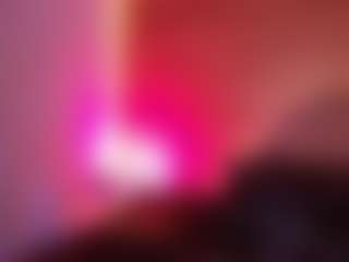 Kiara-Lopez MILF-Webcam-Darstellerin im Live-Stream