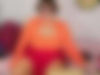 Live cam show with miabloom01 - New Young Adult on Camsoda